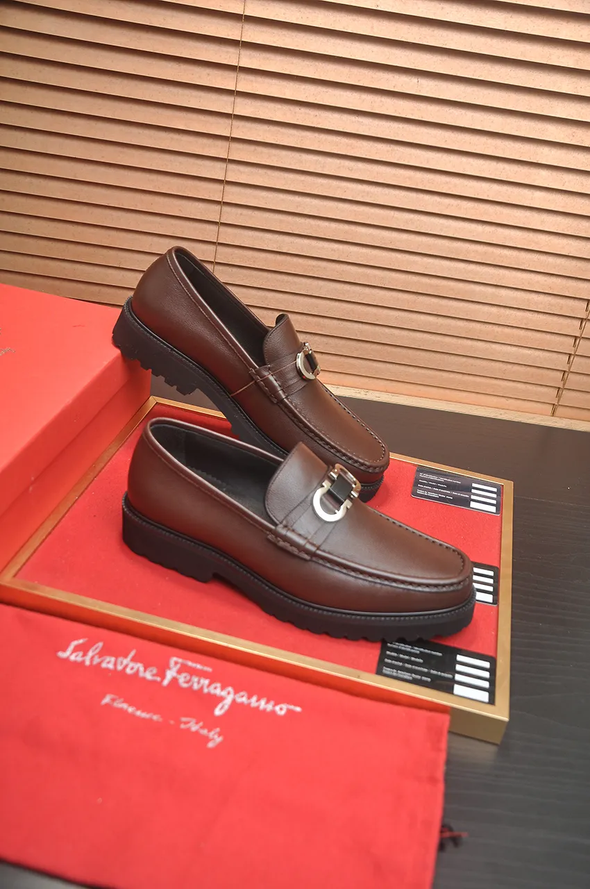 Men's Men's Shoes💰560💶[[HERMES]] (High-end Niuli) New 🍀 HERMES - top version of Ferragamo's classic casual leather shoes! Made of imported original cowhide, the inner top layer is comfortable cowhide lining! Original wear-resistant rubber outsole! High quality products! Code number 38-45 (45 customized)